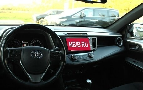 Toyota RAV4, 2019 год, 2 815 000 рублей, 4 фотография