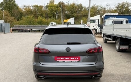 Volkswagen Touareg III, 2019 год, 5 750 000 рублей, 4 фотография