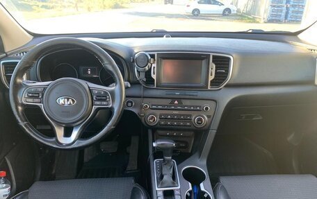 KIA Sportage IV рестайлинг, 2017 год, 2 090 000 рублей, 8 фотография