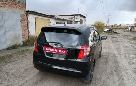 Honda Fit III, 2010 год, 750 000 рублей, 7 фотография