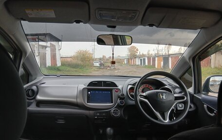 Honda Fit III, 2010 год, 750 000 рублей, 13 фотография