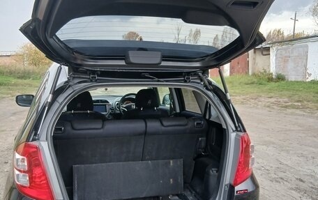 Honda Fit III, 2010 год, 750 000 рублей, 8 фотография