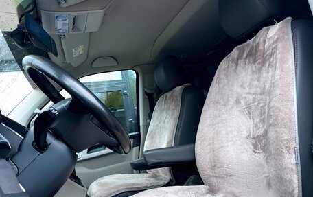 Volkswagen Multivan T6 рестайлинг, 2015 год, 3 399 000 рублей, 19 фотография