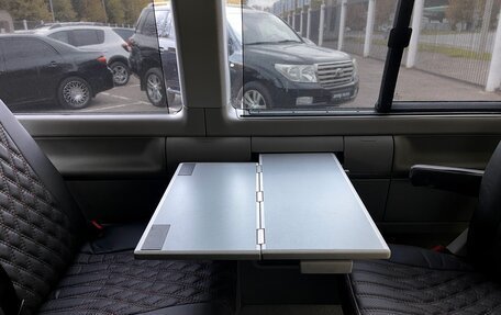 Volkswagen Multivan T6 рестайлинг, 2015 год, 3 399 000 рублей, 22 фотография