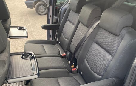 Mazda 5 I рестайлинг, 2008 год, 700 000 рублей, 8 фотография