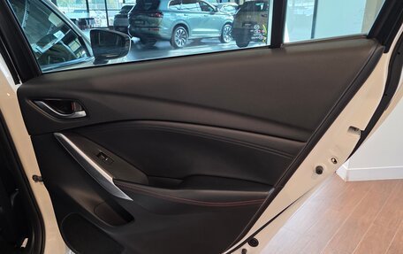 Mazda 6, 2014 год, 1 650 000 рублей, 24 фотография