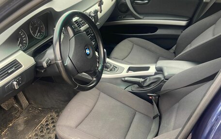 BMW 3 серия, 2011 год, 950 000 рублей, 2 фотография