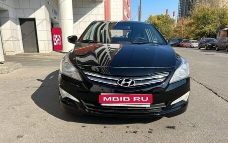 Hyundai Solaris II рестайлинг, 2015 год, 610 000 рублей, 7 фотография