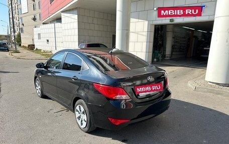 Hyundai Solaris II рестайлинг, 2015 год, 610 000 рублей, 6 фотография