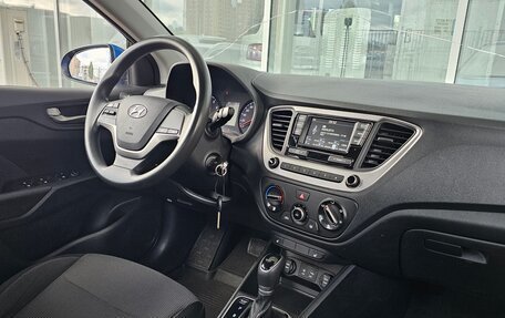 Hyundai Solaris II рестайлинг, 2018 год, 1 349 000 рублей, 5 фотография