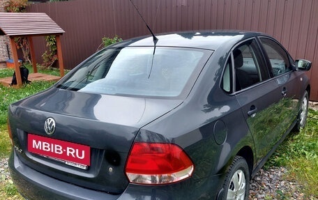 Volkswagen Polo VI (EU Market), 2011 год, 750 000 рублей, 2 фотография