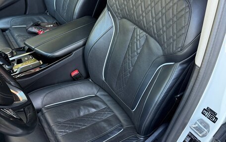 BMW 5 серия, 2019 год, 3 050 000 рублей, 11 фотография
