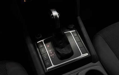 Volkswagen Amarok I рестайлинг, 2016 год, 1 900 000 рублей, 27 фотография