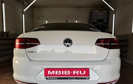 Volkswagen Passat B8 рестайлинг, 2019 год, 2 600 000 рублей, 4 фотография