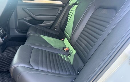 Volkswagen Passat B8 рестайлинг, 2019 год, 2 600 000 рублей, 10 фотография