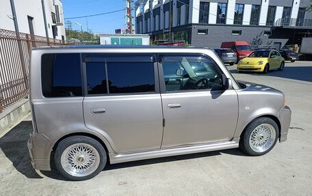 Toyota bB I рестайлинг, 2003 год, 1 000 000 рублей, 5 фотография