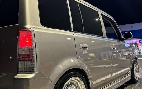 Toyota bB I рестайлинг, 2003 год, 1 000 000 рублей, 7 фотография