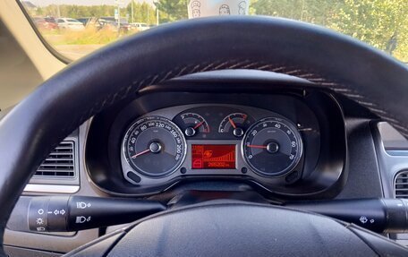 Fiat Linea, 2011 год, 360 000 рублей, 13 фотография