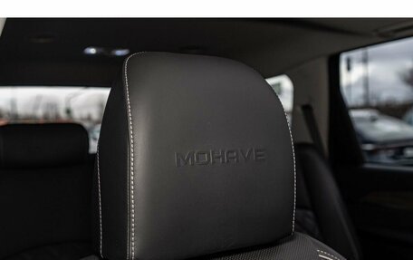 KIA Mohave I, 2024 год, 7 750 000 рублей, 30 фотография