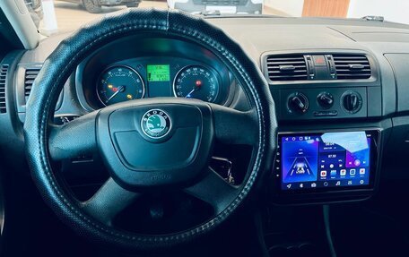 Skoda Fabia II, 2011 год, 390 000 рублей, 14 фотография