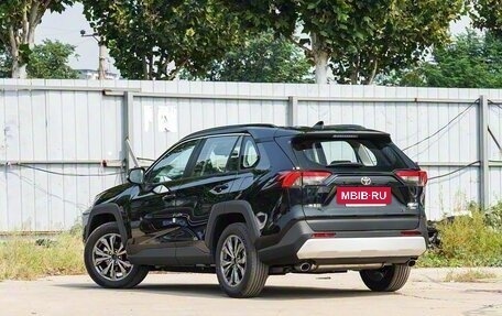 Toyota RAV4, 2025 год, 3 600 000 рублей, 3 фотография