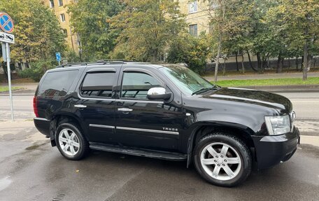 Chevrolet Tahoe III, 2011 год, 1 850 000 рублей, 3 фотография