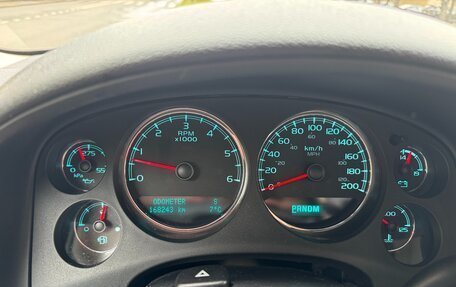 Chevrolet Tahoe III, 2011 год, 1 850 000 рублей, 8 фотография