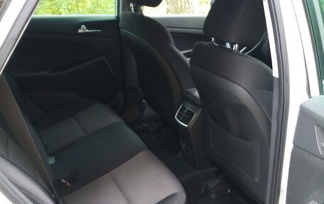 Hyundai Tucson III, 2019 год, 2 290 000 рублей, 10 фотография