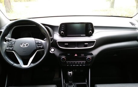 Hyundai Tucson III, 2019 год, 2 290 000 рублей, 9 фотография