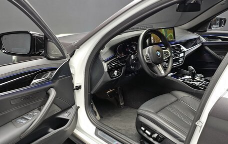 BMW 5 серия, 2022 год, 4 550 333 рублей, 8 фотография