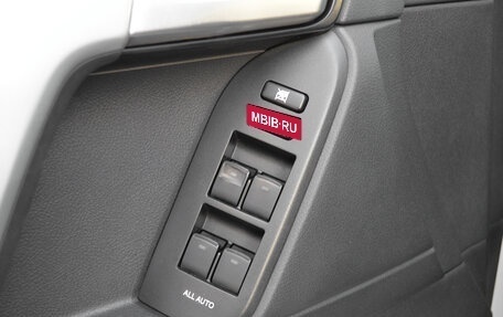 Toyota Land Cruiser Prado 150 рестайлинг 2, 2021 год, 4 990 000 рублей, 23 фотография
