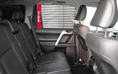 Toyota Land Cruiser Prado 150 рестайлинг 2, 2021 год, 4 990 000 рублей, 31 фотография