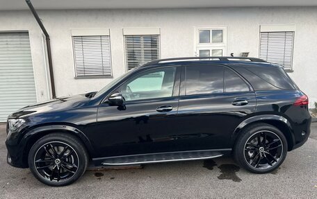 Mercedes-Benz GLE, 2025 год, 18 590 000 рублей, 2 фотография