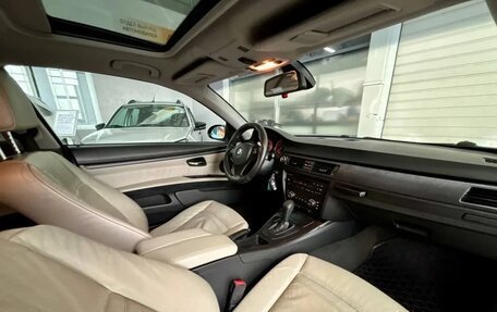 BMW 3 серия, 2008 год, 825 000 рублей, 11 фотография