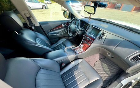 Infiniti QX50 I рестайлинг, 2014 год, 1 949 000 рублей, 13 фотография