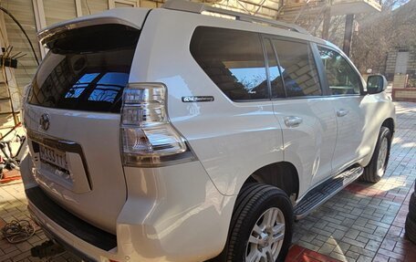 Toyota Land Cruiser Prado 150 рестайлинг 2, 2011 год, 3 400 000 рублей, 6 фотография