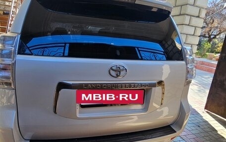 Toyota Land Cruiser Prado 150 рестайлинг 2, 2011 год, 3 400 000 рублей, 5 фотография