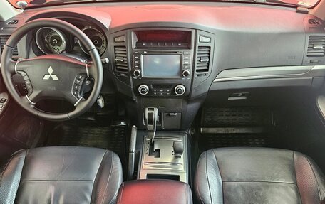 Mitsubishi Pajero IV, 2010 год, 1 935 000 рублей, 9 фотография