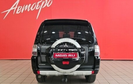 Mitsubishi Pajero IV, 2010 год, 1 935 000 рублей, 4 фотография