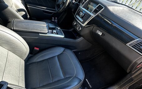 Mercedes-Benz GL-Класс, 2014 год, 3 500 000 рублей, 14 фотография
