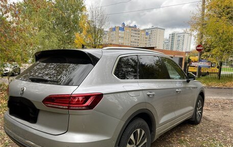 Volkswagen Touareg III, 2019 год, 4 760 000 рублей, 7 фотография