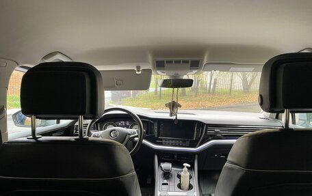 Volkswagen Touareg III, 2019 год, 4 760 000 рублей, 8 фотография