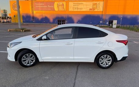 Hyundai Solaris II рестайлинг, 2020 год, 1 550 000 рублей, 4 фотография