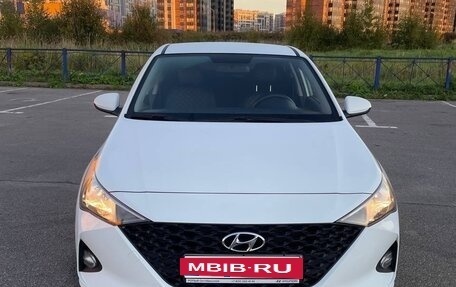 Hyundai Solaris II рестайлинг, 2020 год, 1 550 000 рублей, 2 фотография