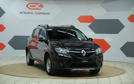 Renault Sandero II рестайлинг, 2016 год, 770 000 рублей, 3 фотография
