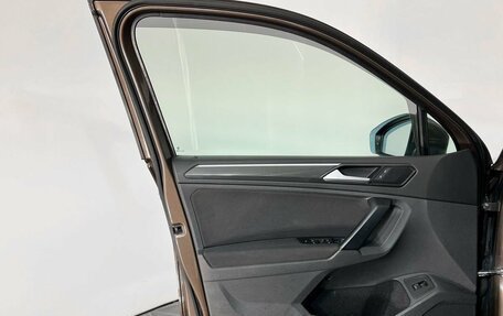 Volkswagen Tiguan II, 2017 год, 2 599 000 рублей, 11 фотография