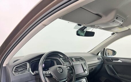 Volkswagen Tiguan II, 2017 год, 2 599 000 рублей, 12 фотография
