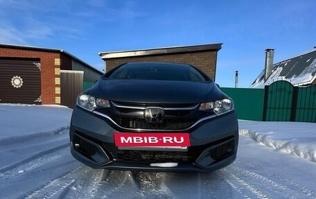 Honda Fit III, 2018 год, 1 220 000 рублей, 2 фотография