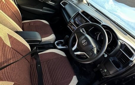 Honda Fit III, 2018 год, 1 220 000 рублей, 11 фотография