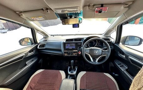 Honda Fit III, 2018 год, 1 220 000 рублей, 10 фотография